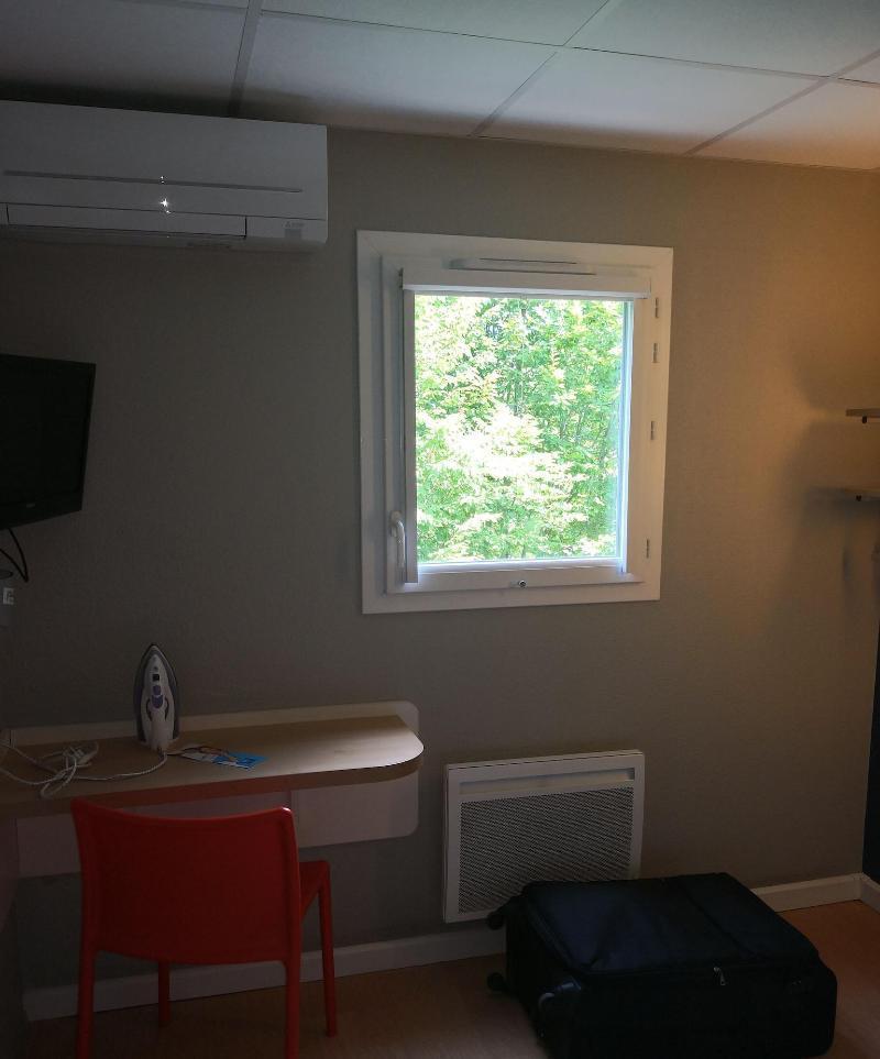 Ibis Budget Cergy St Christophe Ngoại thất bức ảnh