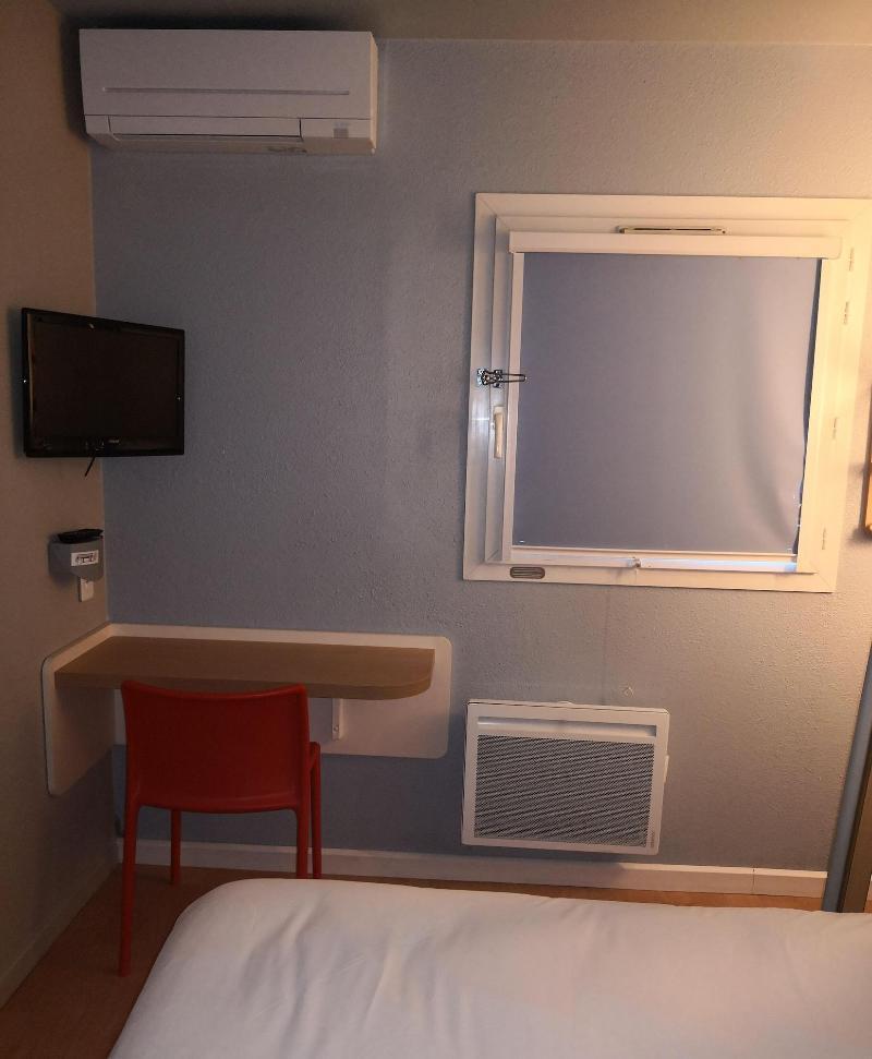 Ibis Budget Cergy St Christophe Ngoại thất bức ảnh
