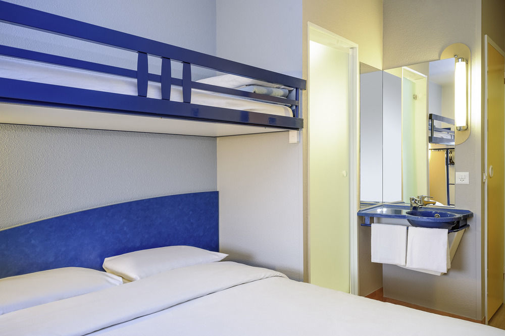 Ibis Budget Cergy St Christophe Ngoại thất bức ảnh